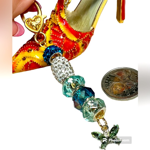 🦋Pandora like charms with green crystals and butterfly accent purse bling - Picture 1 of 11